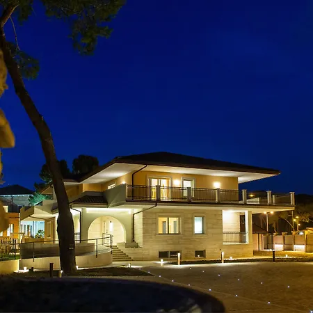 Aurum Suites-2